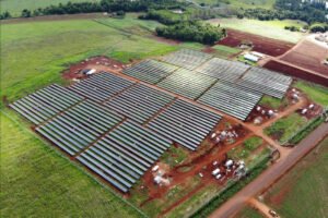 Usina solar da Copel em  Bandeirantes começa a gerar energia