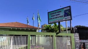 Caminhões e tratores vão ocupar frente da prefeitura para sensibilizar ministro sobre pedágio