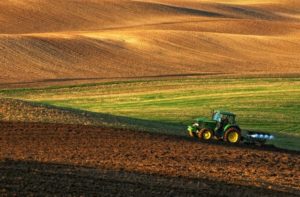 VÍDEO: Com o Renagro, preciso pagar IPVA das máquinas? Veja