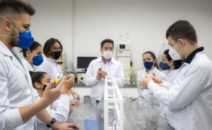 Biopark oferta curso gratuito de Atendente de Farmácia