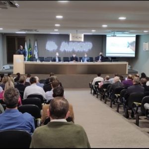 Amop pede fortalecimento das estruturas da Adapar