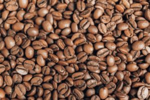 Geada leva preço do café a US$ 2 lb em NY e mais de R$ 1.000 saca no Brasil