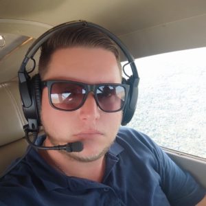 Piloto paranaense tem 76% do corpo queimado em queda de avião agrícola