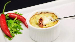 Escondidinho de carne seca com mandioca