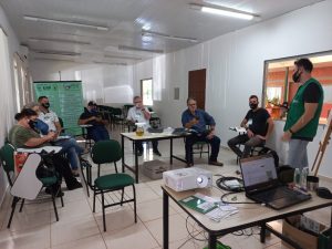 Produtores participam de último curso de drones de 2021 na Agrotec