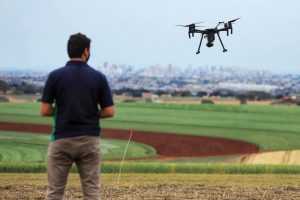 Governo do PR busca alternativas para reforçar conectividade no meio rural