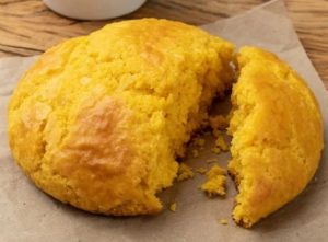 Broa de fubá no liquidificador
