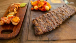 ABPA incentiva churrasco com mais carnes de frango e suína