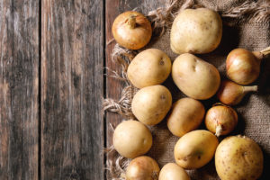 Batata tem queda nos preços e cebola está mais cara
