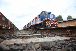 Produção agropecuária da região impulsiona Ferroeste