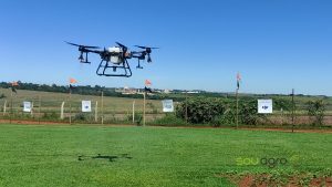 Pulverização com drones garante economia aos produtores