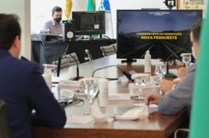 Ratinho Junior vai a Brasília debater projeto da Nova Ferroeste