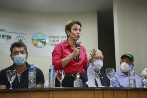 Ministra Tereza Cristina participando de encontro no dia 13 de janeiro, no Sindicato Rural de Cascavel - Foto Vandré Dubiela