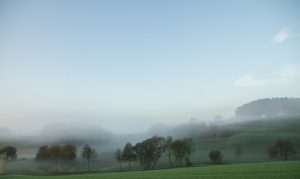 Abril começa com um inverno em pleno outono