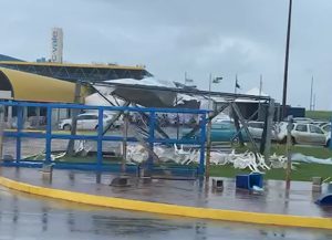 Abate de aves é suspenso por conta do temporal
