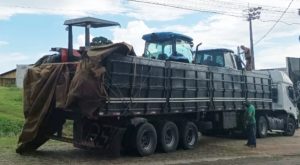 Agricultores são amarrados e tratores roubados no Paraná