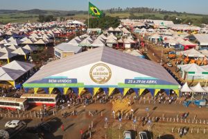 Agrishow bate recorde de público e negócios