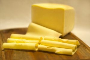 Medida que zerou imposto de importação do queijo pode ser anulada