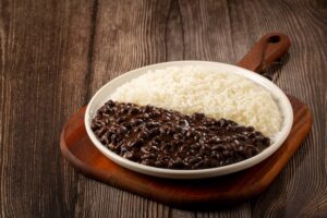 Feijão, arroz e carne terão imposto de importação reduzido
