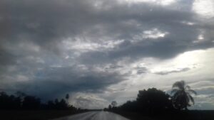 Frente fria chega com nebulosidade nesta quarta-feira
