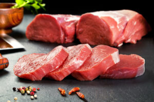O que provocou a queda de exportação da carne bovina em 2023?