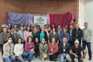 Agricultoras participam de curso para aprimorar atividade produtiva