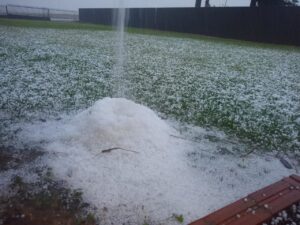 Granizo chega a cidades do Oeste paranaense