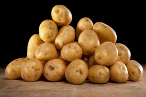 Preço da batata sobe mais de 60% em uma semana; saiba o motivo