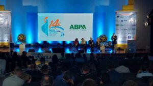 Encontro Mercolab mostra a força da avicultura no Paraná