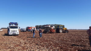 Agricultor morre após cair de trator durante plantio no Paraná