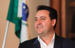 Ratinho Junior é reeleito governador do Paraná