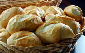Saiba por que o pãozinho francês está mais barato no Paraná