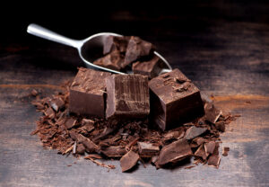 Com risco de chocolate ter fragmentos de vidro, empresa anuncia recolhimento do produto