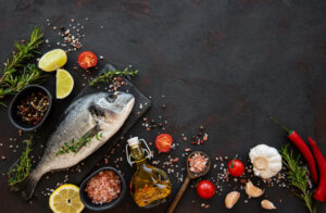 Curso para produzir alimentos com peixe vai ajudar produtores rurais com renda extra no Oeste do PR