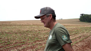 “Esperamos uma safra boa, uma safra cheia”, diz agricultor sobre produção de soja no Oeste do PR