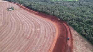 “Estamos avançando para melhorar a condição das nossas estradas rurais” diz secretário de agricultura de Cascavel