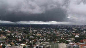 Pancadas de chuva isoladas podem atingir o Paraná nesta terça-feira