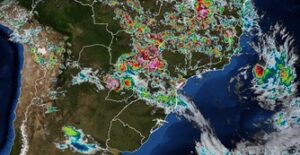 Condições para temporais voltam a ficar elevadas no PR