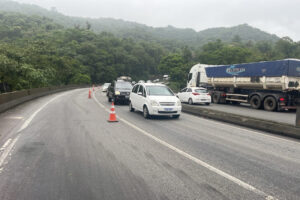 Rodovia federal terá restrição de tráfego pesado neste fim de semana