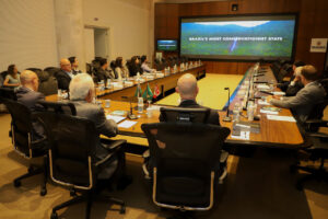 Paraná fortalece parcerias do agro com mercado canadense