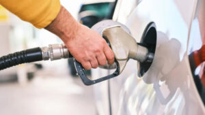 Vai subir de novo: gasolina e etanol devem ficar mais caros em março