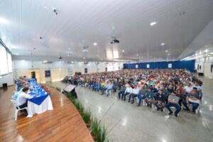C.Vale supera estiagem, cresce e distribui sobras aos associados