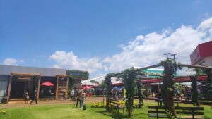 Autoridades e comitivas marcam presença no Show Rural nesta terça-feira
