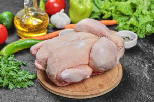 Projeções mostram que Brasil deve continuar dominando exportação mundial de frango