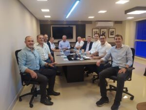 Setor produtivo se reúne com o presidente da Ferroeste para debater avanços da ferrovia