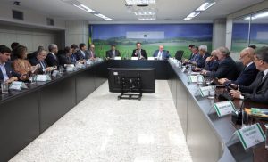 Entidades que representam o agronegócio apresentam demandas importantes ao Ministério da Agricultura