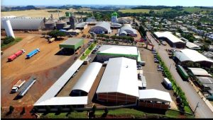 Quedas do Iguaçu conquista livre comercialização de produtos coloniais em todo o Paraná