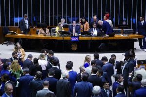 Câmara aprova texto-base do marco temporal de terras indígenas