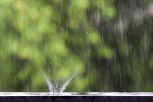 Frio não vai embora e chuva deve chegar em breve