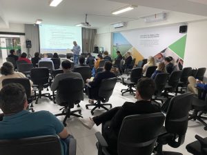 Mapa se reúne com seguradoras e operadores de mercado para melhorar ambiente de negócios